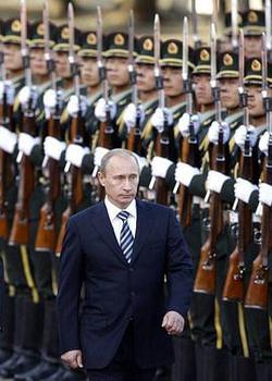 普京的政壇謎棋：王車換位